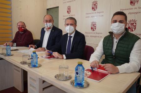 Imagen Diputación de Segovia, patronal y sindicatos firman por primera vez un acuerdo de la Mesa provincial del Diálogo Social