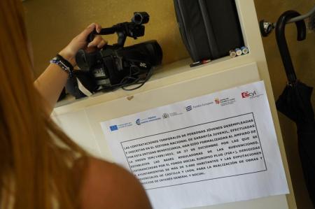 Imagen La Diputación agradece a cuatro jóvenes menores de treinta años su trabajo durante un año gracias al Programa FSE + 2021-2027 de la UE...