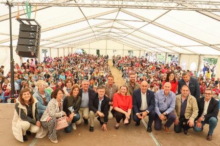 Imagen Cuatro años después, el CSS La Fuencisla vuelve a reunir a un millar y medio de participantes de las Aulas de Manualidades y Aulas Sociales de la Diputación